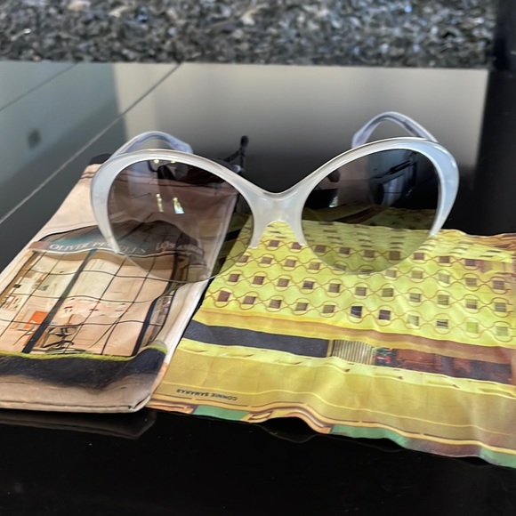 Oliver People’s Collins Oversize Sunglasses in White Pearl